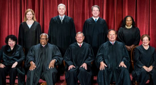 BREAKING NEWS: Well-Known Supreme Court Justice Has Tra… BREAKING NEWS: Well-Known Supreme Court Justice Has Tra…