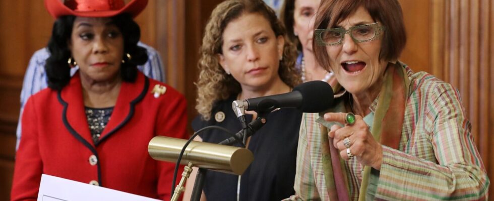 OUTRAGE: Democrat Response To Two National Guardmen Shot…