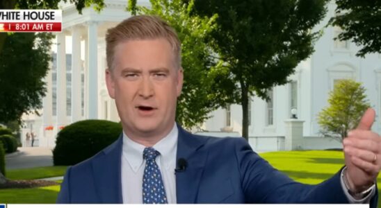 Peter Doocy Runs Out of White House — Breaks Bom… Peter Doocy Runs Out of White House — Breaks Bom…