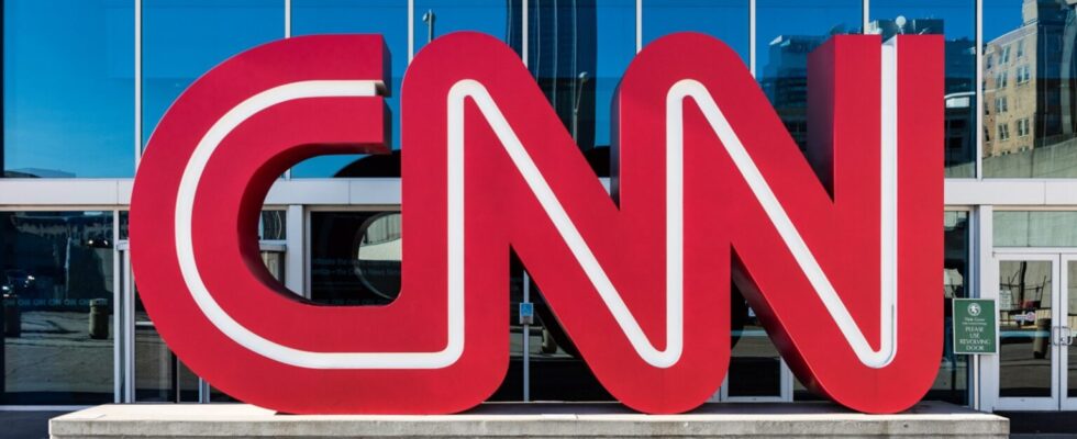 TRAGIC NEWS — Top CNN Anchor Tragically Dies Overni…