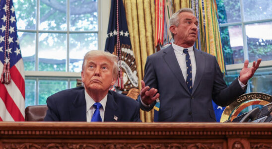 Robert F. Kennedy Jr. Triggers Democrat Meltdow… Robert F. Kennedy Jr. Triggers Democrat Meltdow…